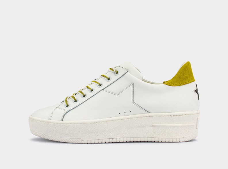 Baharda Vazgeçilmeziniz Olacak 10 Beyaz Sneaker Modeli