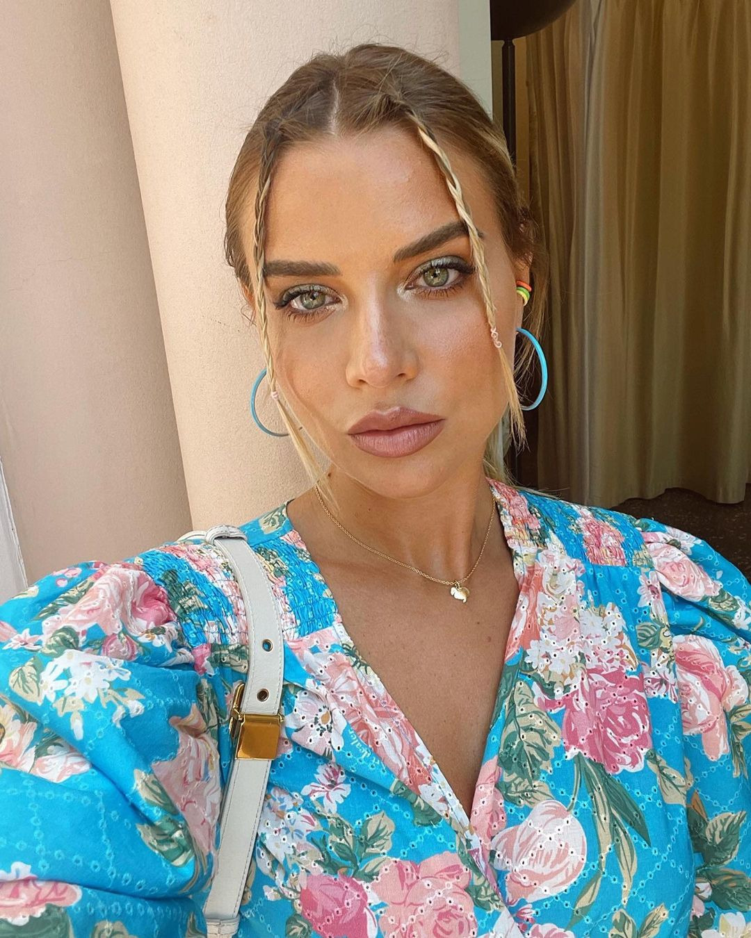 Emily Ratajkowski'den Sama Khadra'ya Haftanın Güzellik Instagramları