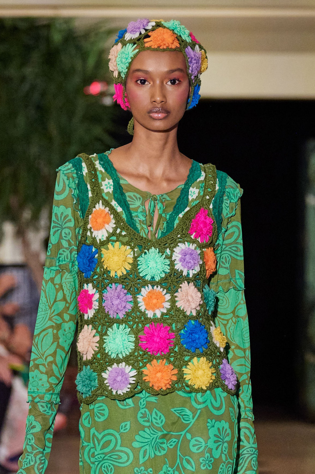 New York Moda Haftası'nın Dikkat Çeken Saç ve Makyajları