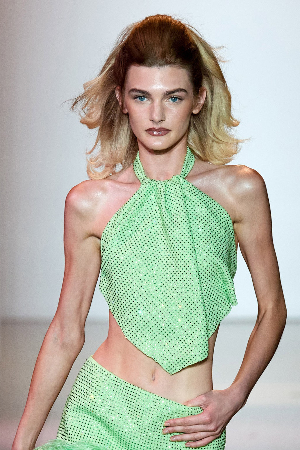 New York Moda Haftası'nın Dikkat Çeken Saç ve Makyajları