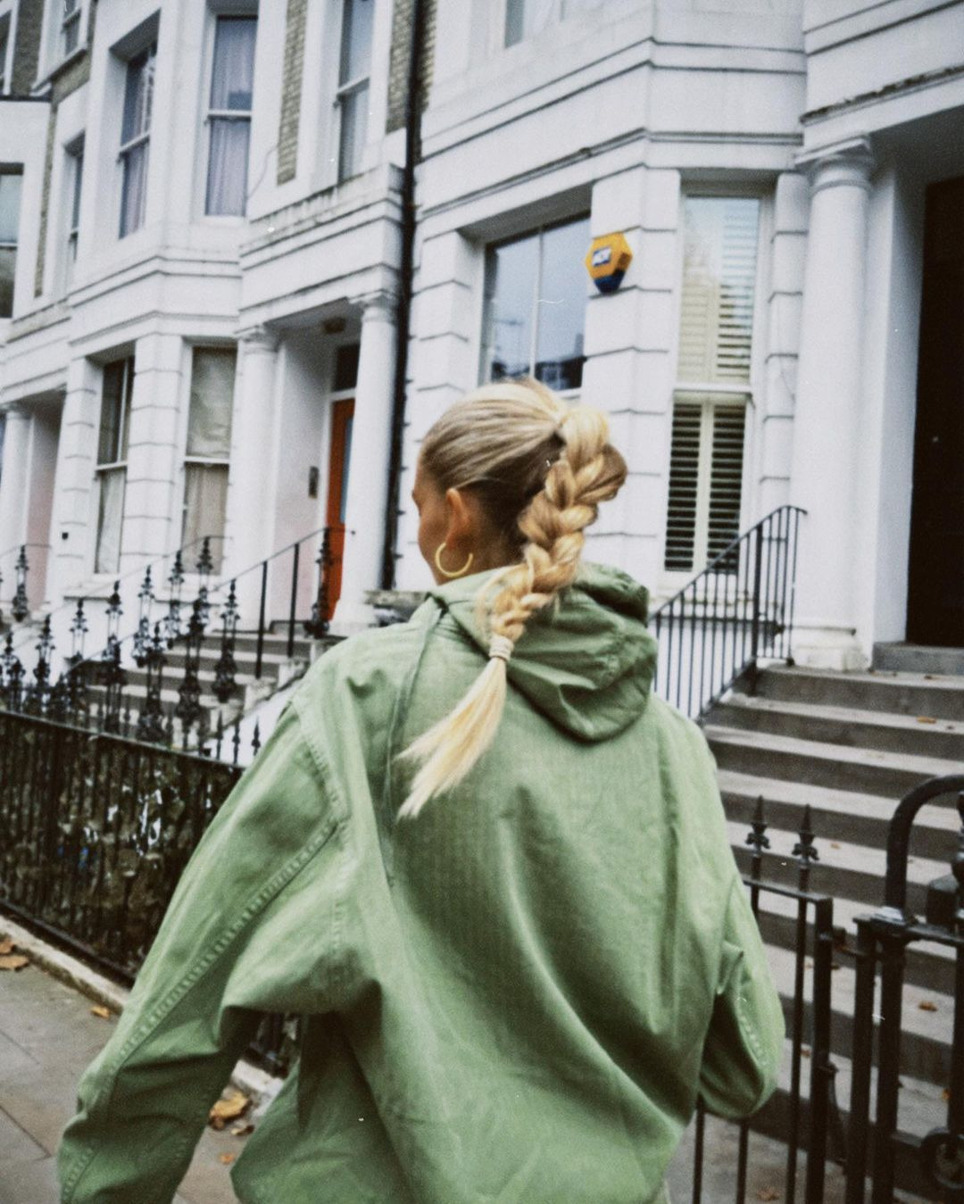 Lady Gaga'dan Bella Hadid'e Haftanın Güzellik Instagramları