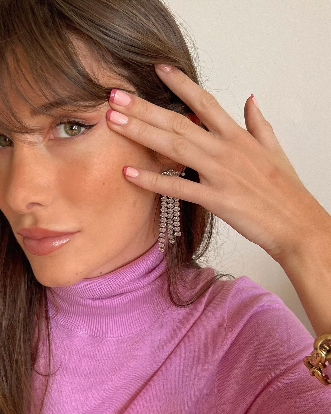 Nina Sandbech'ten Sara Sampaio'ya Haftanın Güzellik Instagramları