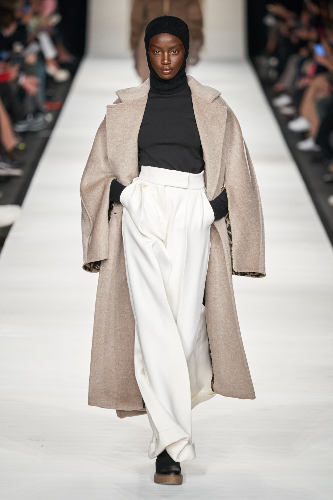 MaxMara 2022-23 Sonbahar/Kış