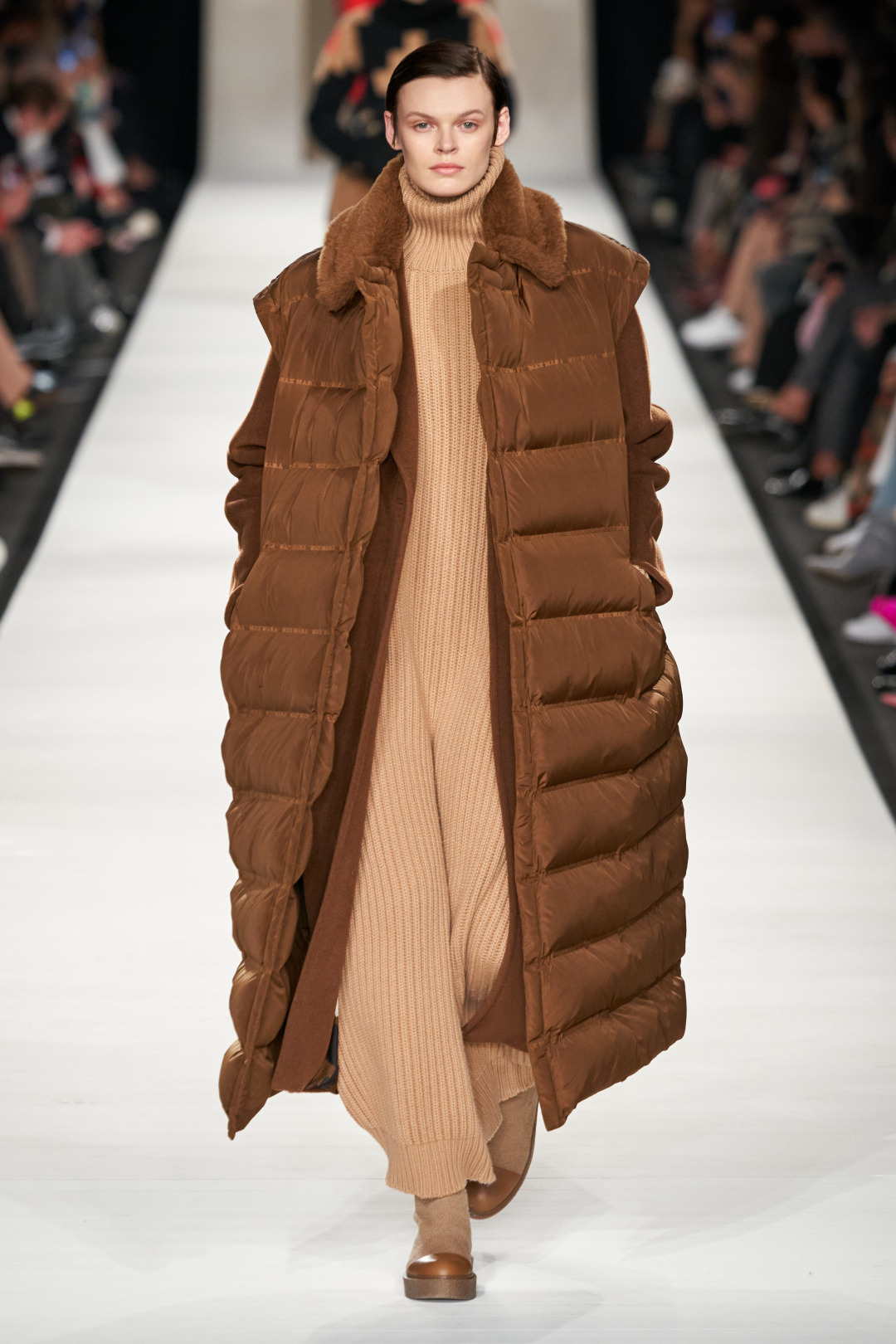 MaxMara 2022-23 Sonbahar/Kış