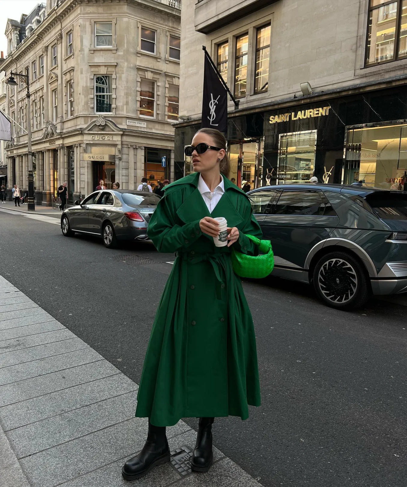 Haftanın Moda Instagram'ları: Trençkot Sezonu