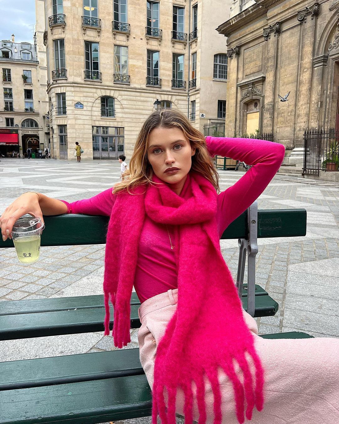 Haftanın Moda Instagram'ları: Şehirde Pembe