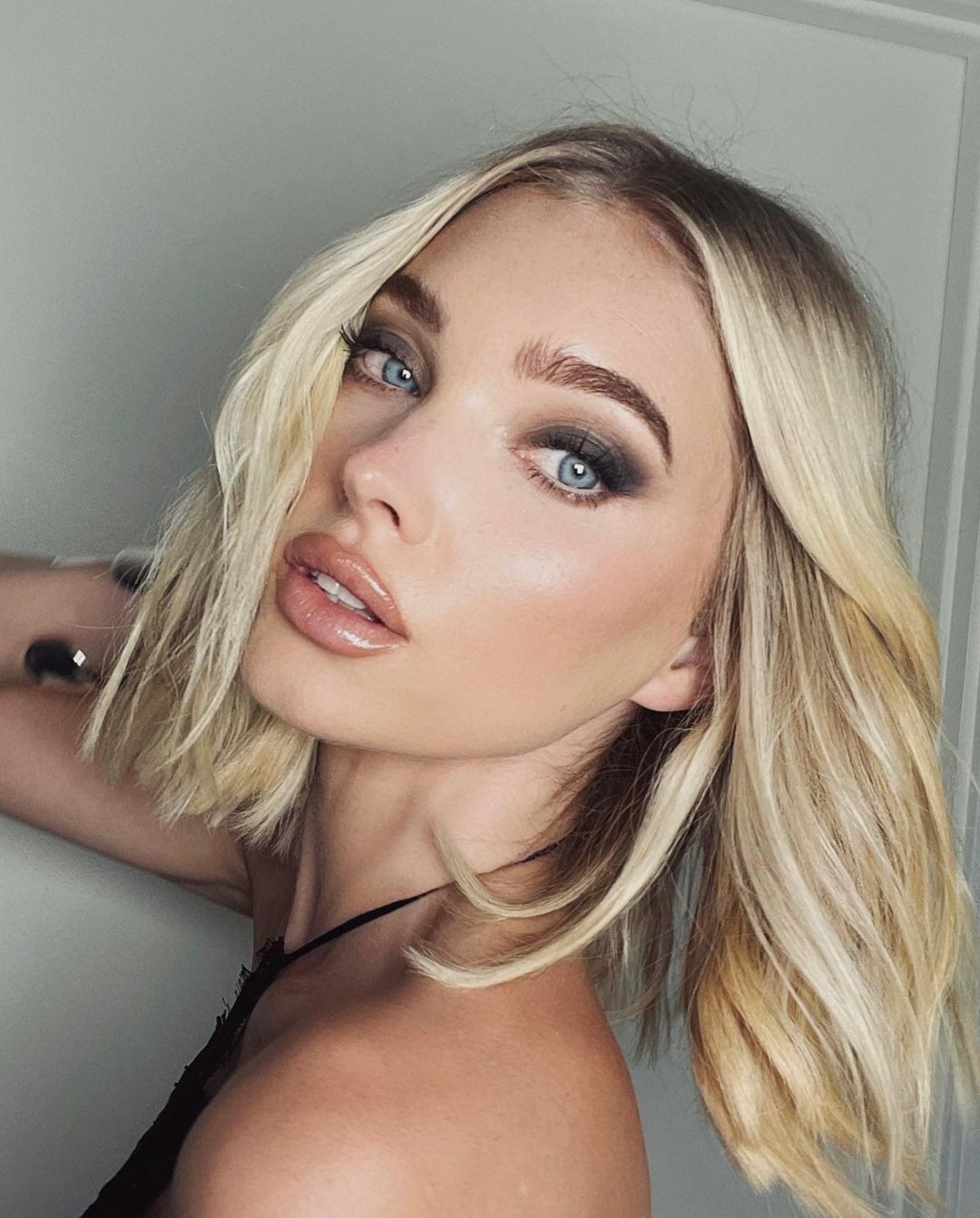 Karlie Kloss'tan Elsa Hosk'a Haftanın Güzellik Instagram'ları