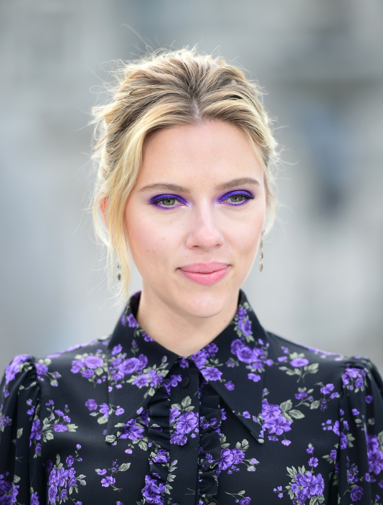 Scarlett Johansson'ın En Etkileyici 14 Saç ve Makyajı