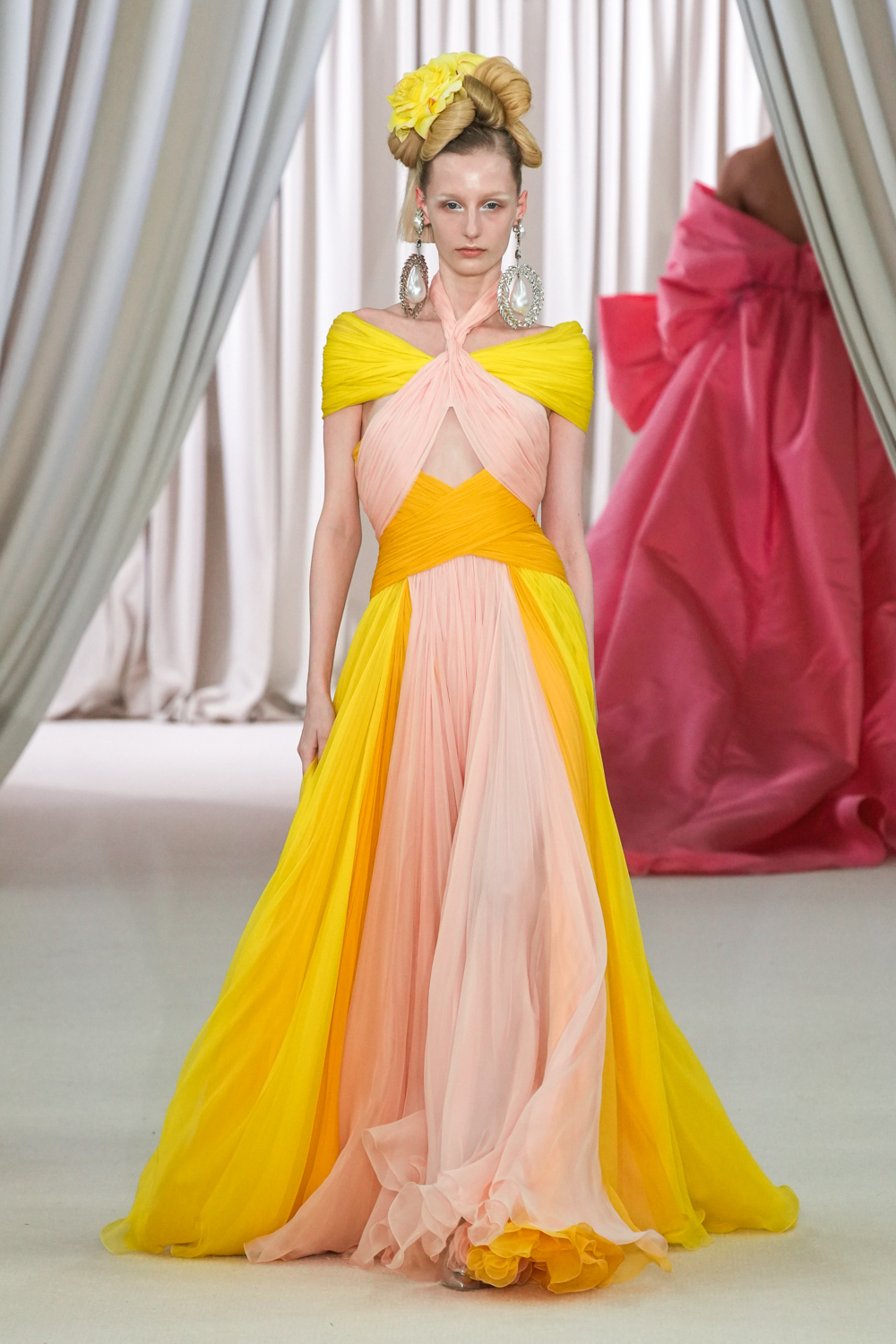 Giambattista Valli 2023 İlkbahar/Yaz Couture