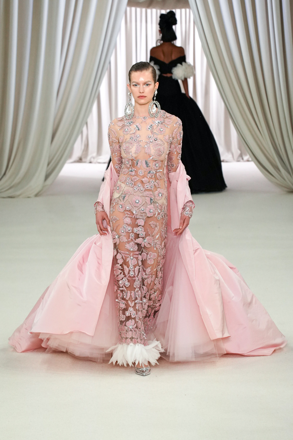 Giambattista Valli 2023 İlkbahar/Yaz Couture