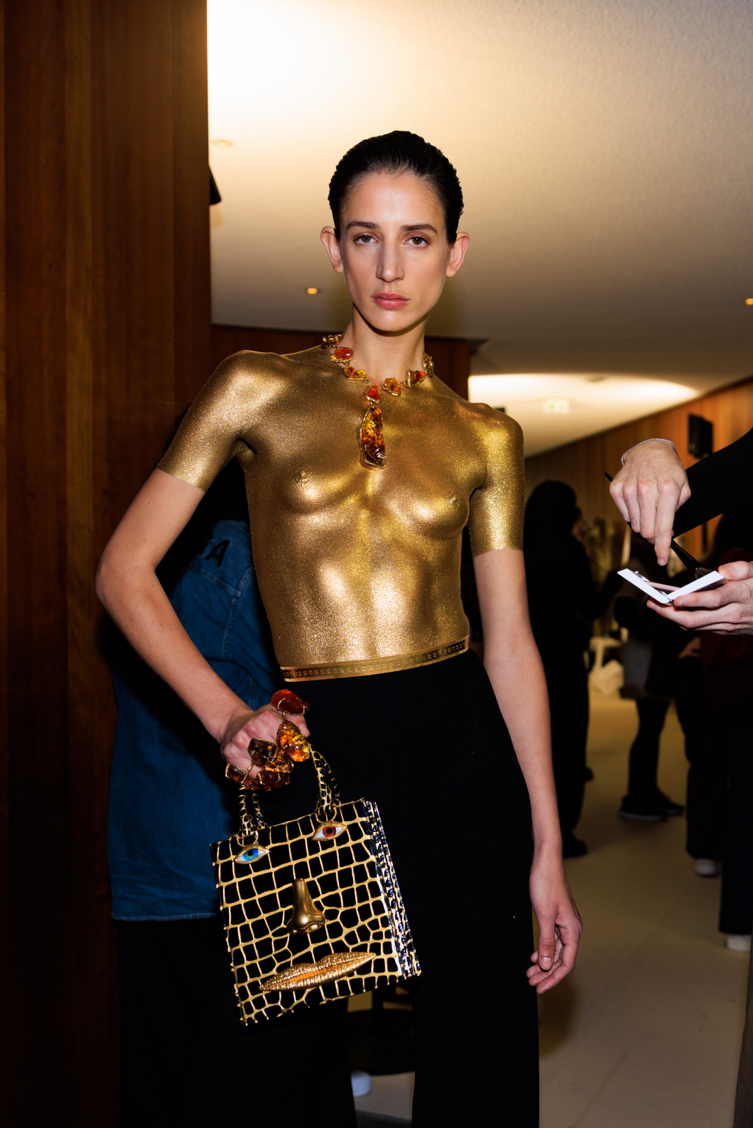 Schiaparelli 2023 İlkbahar/Yaz Couture Backstage