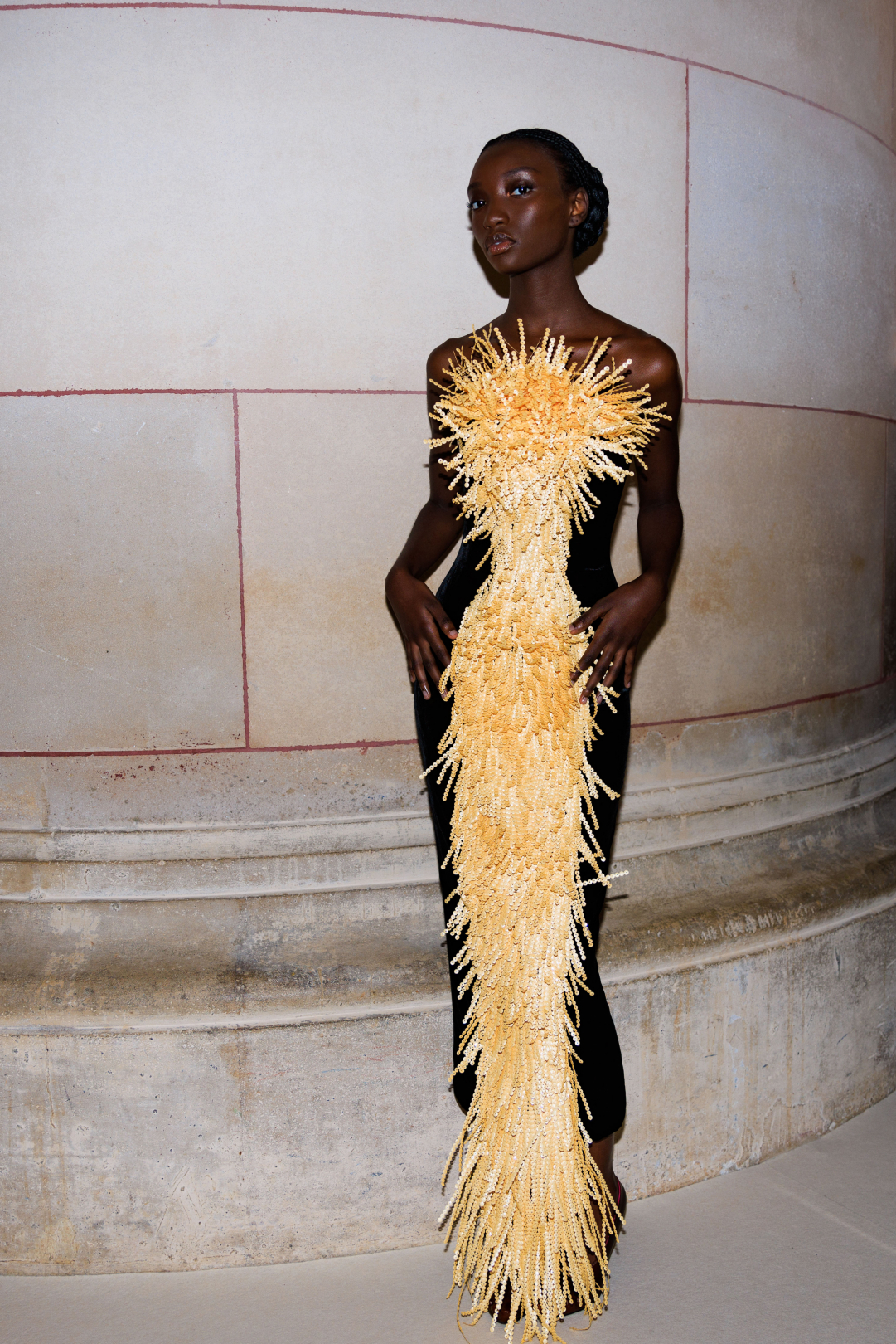 Schiaparelli 2023 İlkbahar/Yaz Couture Backstage