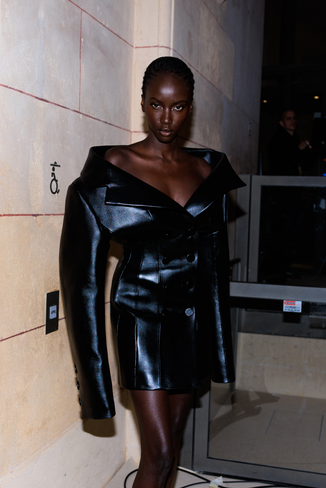 Schiaparelli 2023 İlkbahar/Yaz Couture Backstage