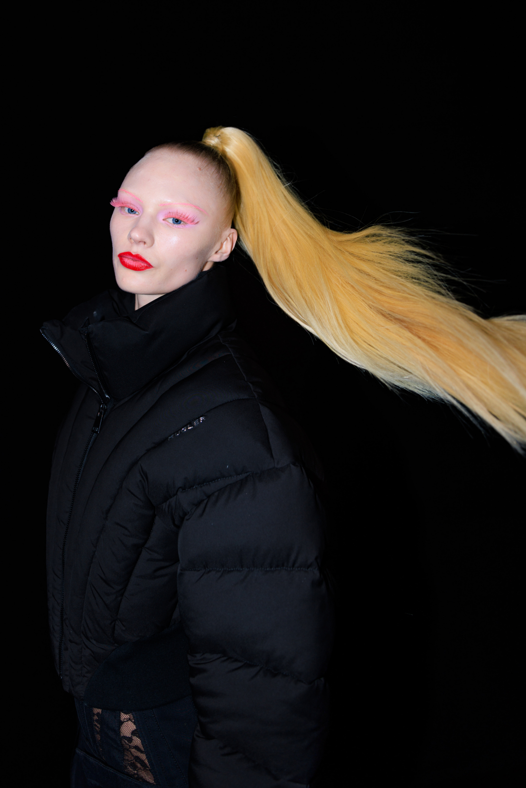 Mugler 2023-24 Sonbahar/Kış Backstage