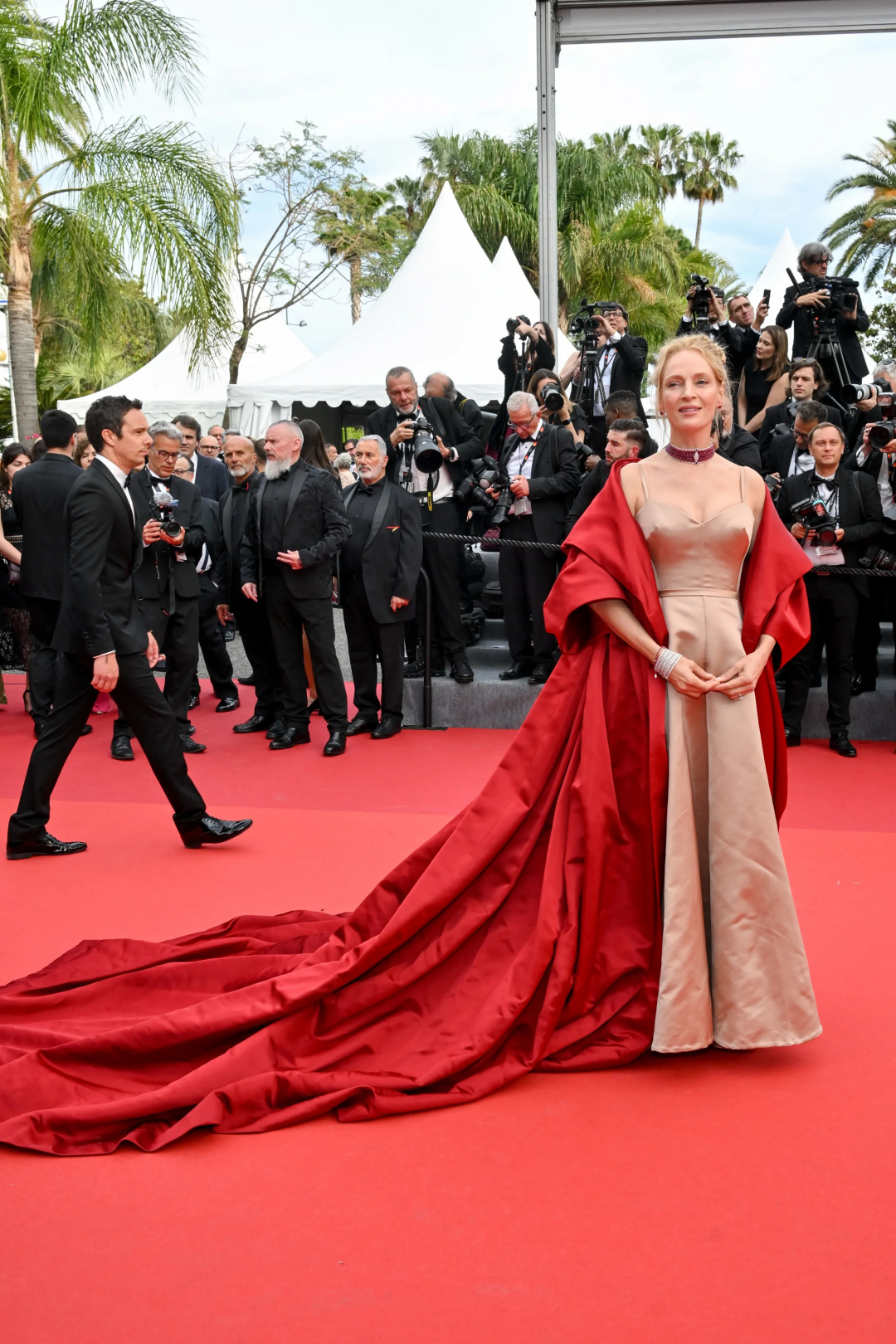 2023 Cannes Film Festivali: Öne Çıkan Kırmızı Halı Görünümleri