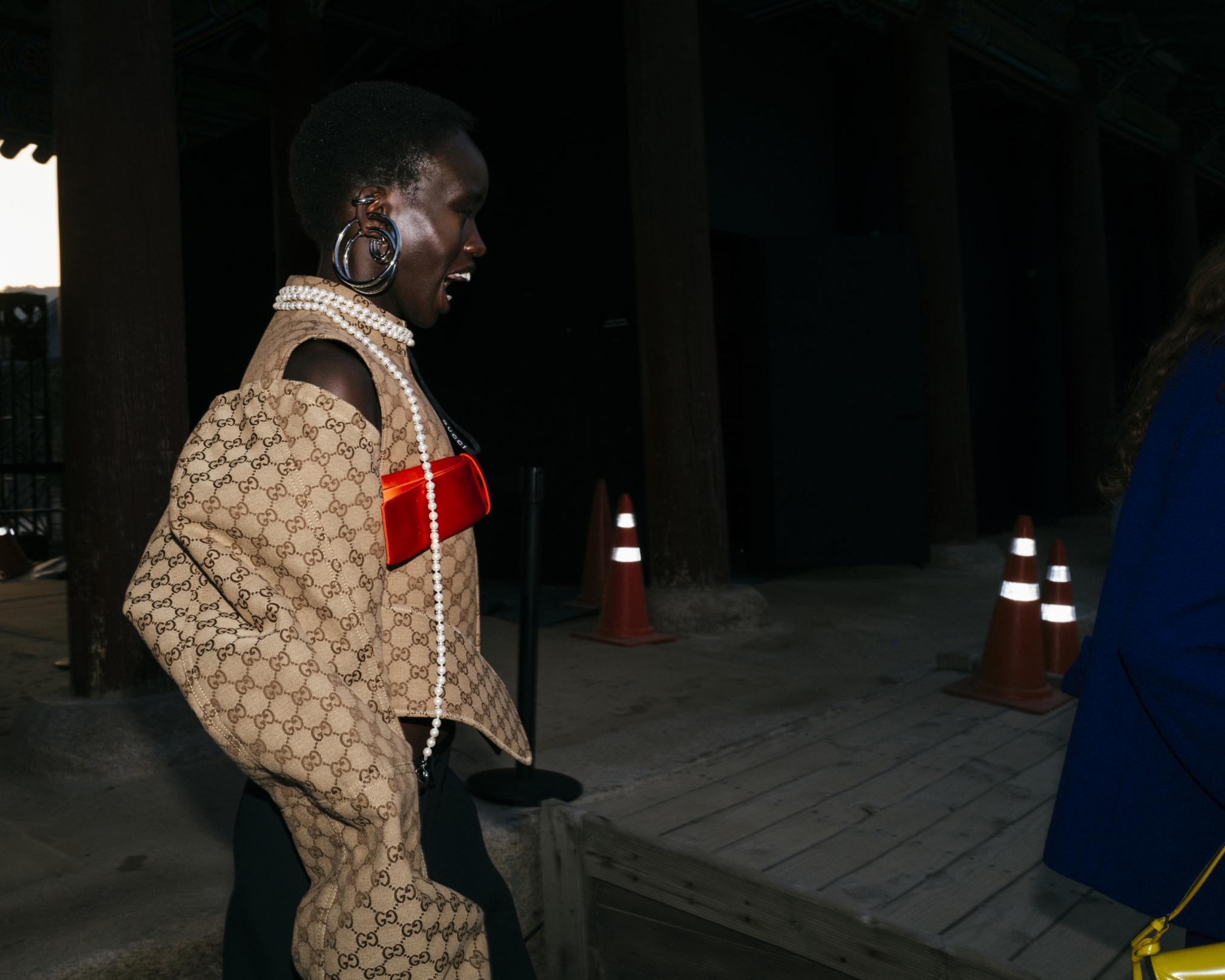 Backstage: Gucci'nin Cruise 2024 Defilesiyle Seul Ziyareti