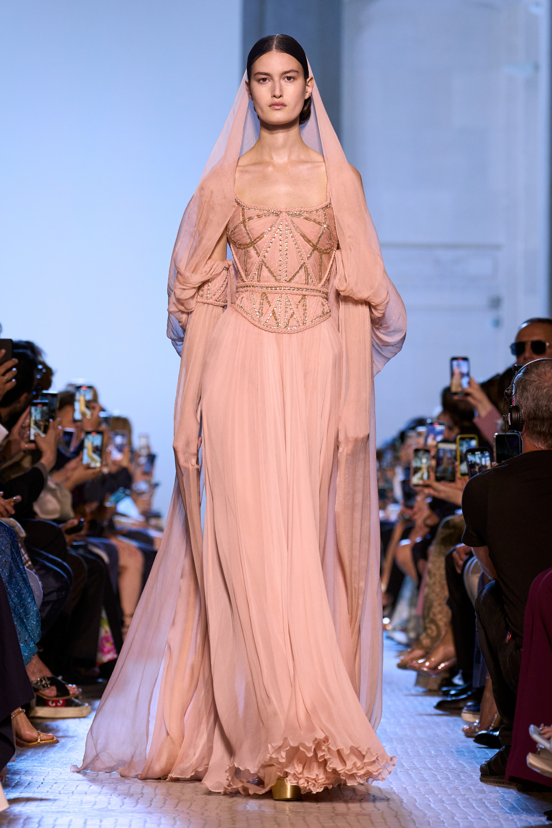 Elie Saab 2023-24 Sonbahar/Kış Couture