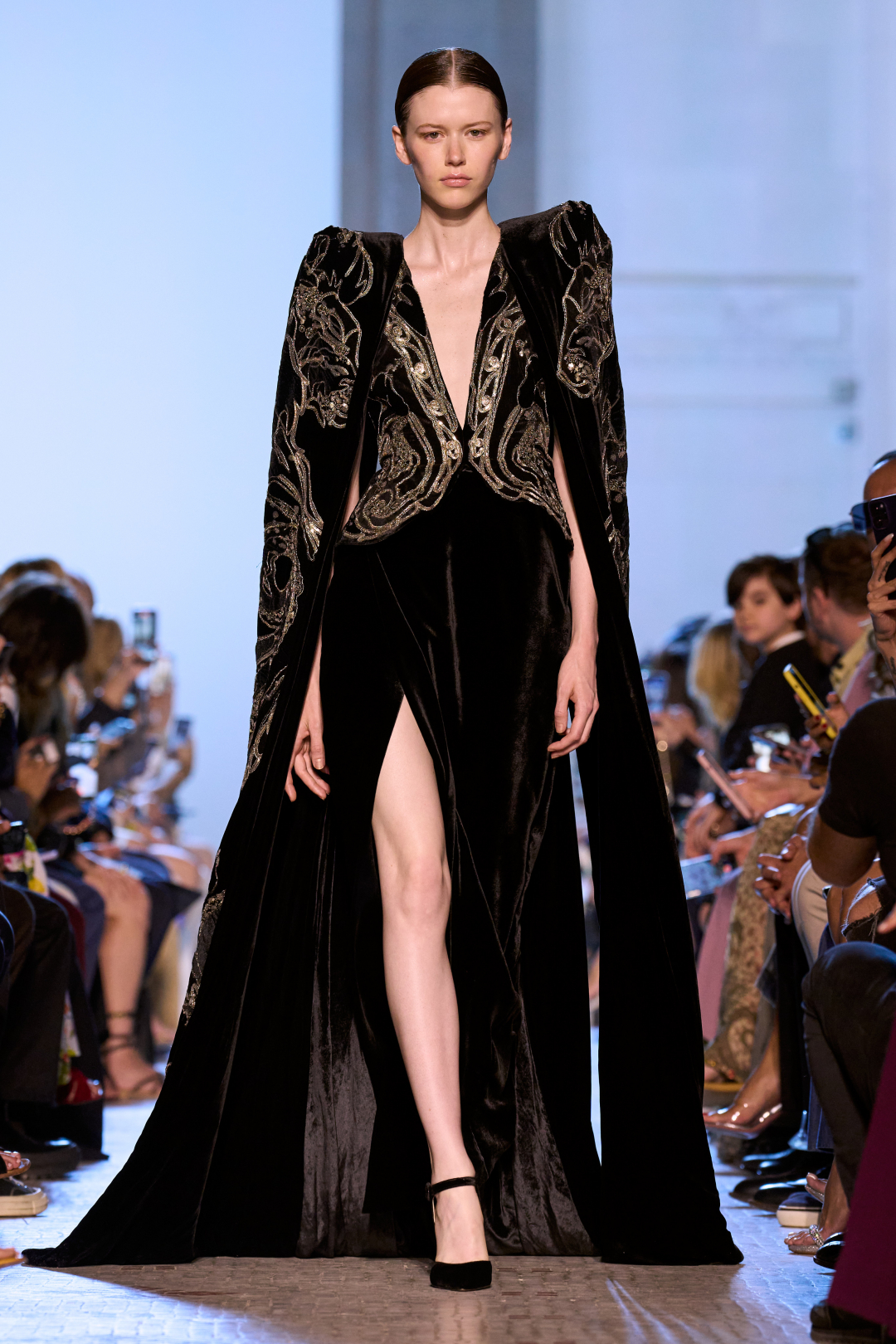 Elie Saab 2023-24 Sonbahar/Kış Couture