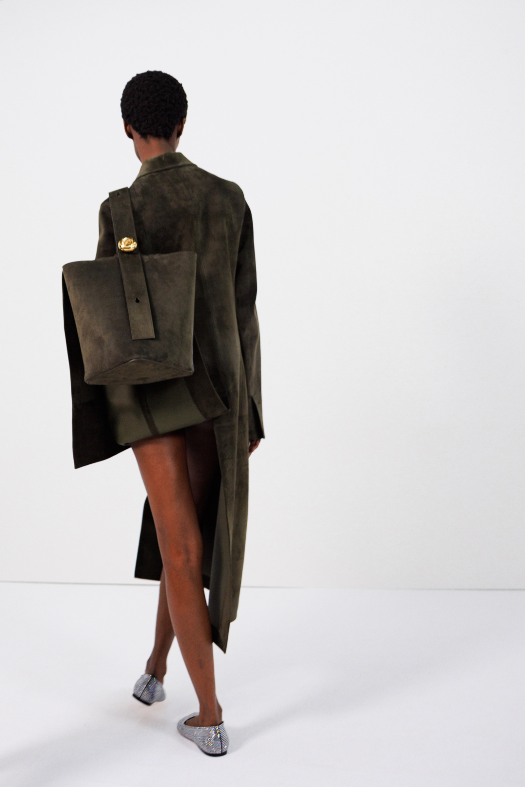 Loewe 2024 İlkbahar/Yaz Backstage