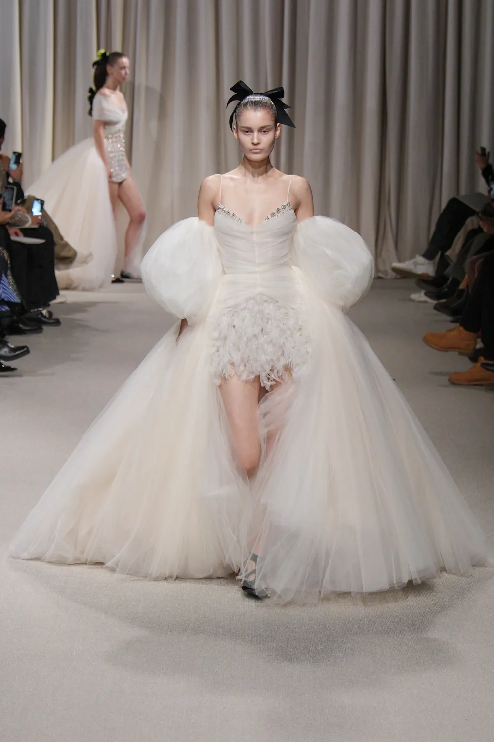 Giambattista Valli 2024 İlkbahar/Yaz Haute Couture