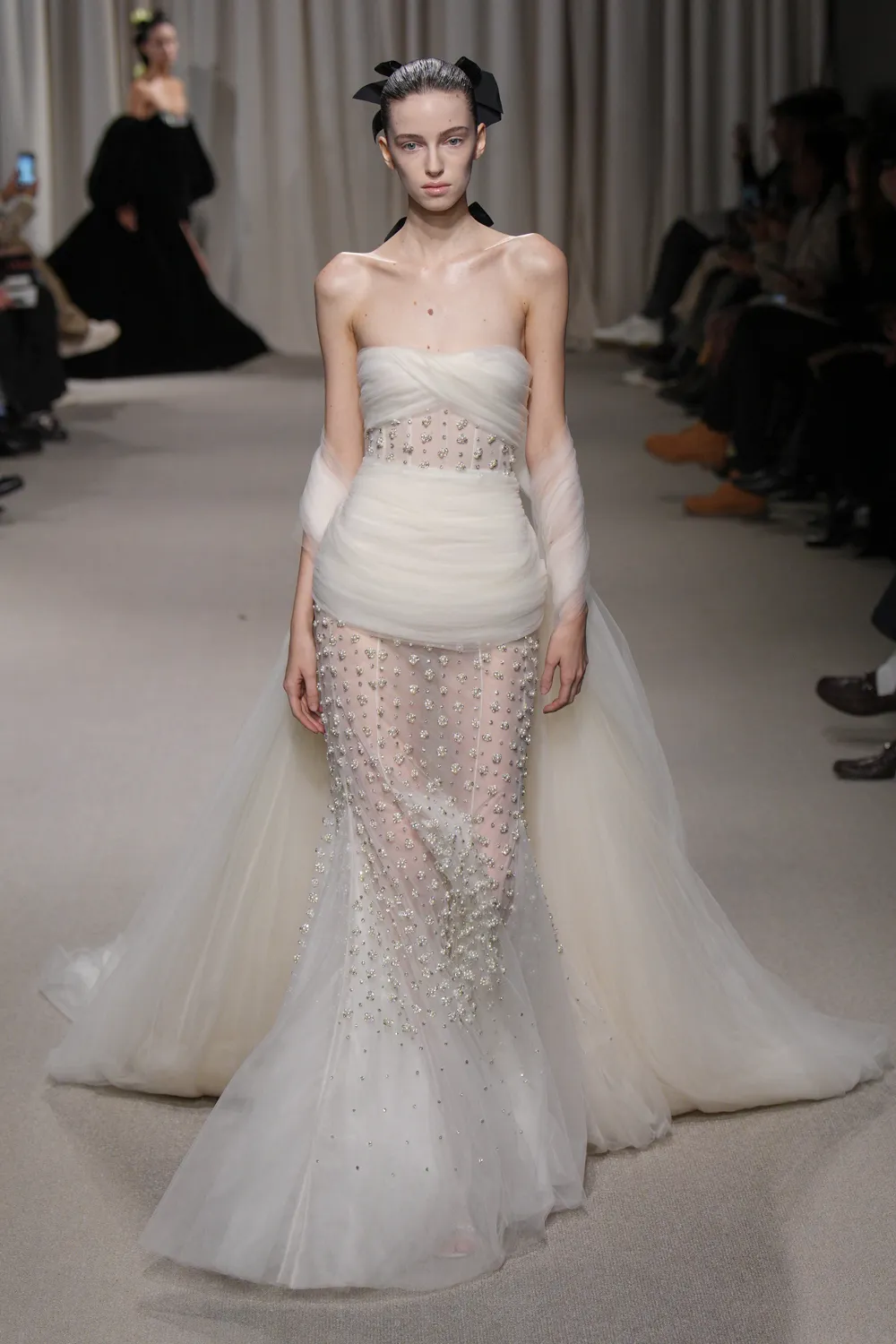 Giambattista Valli 2024 İlkbahar/Yaz Haute Couture