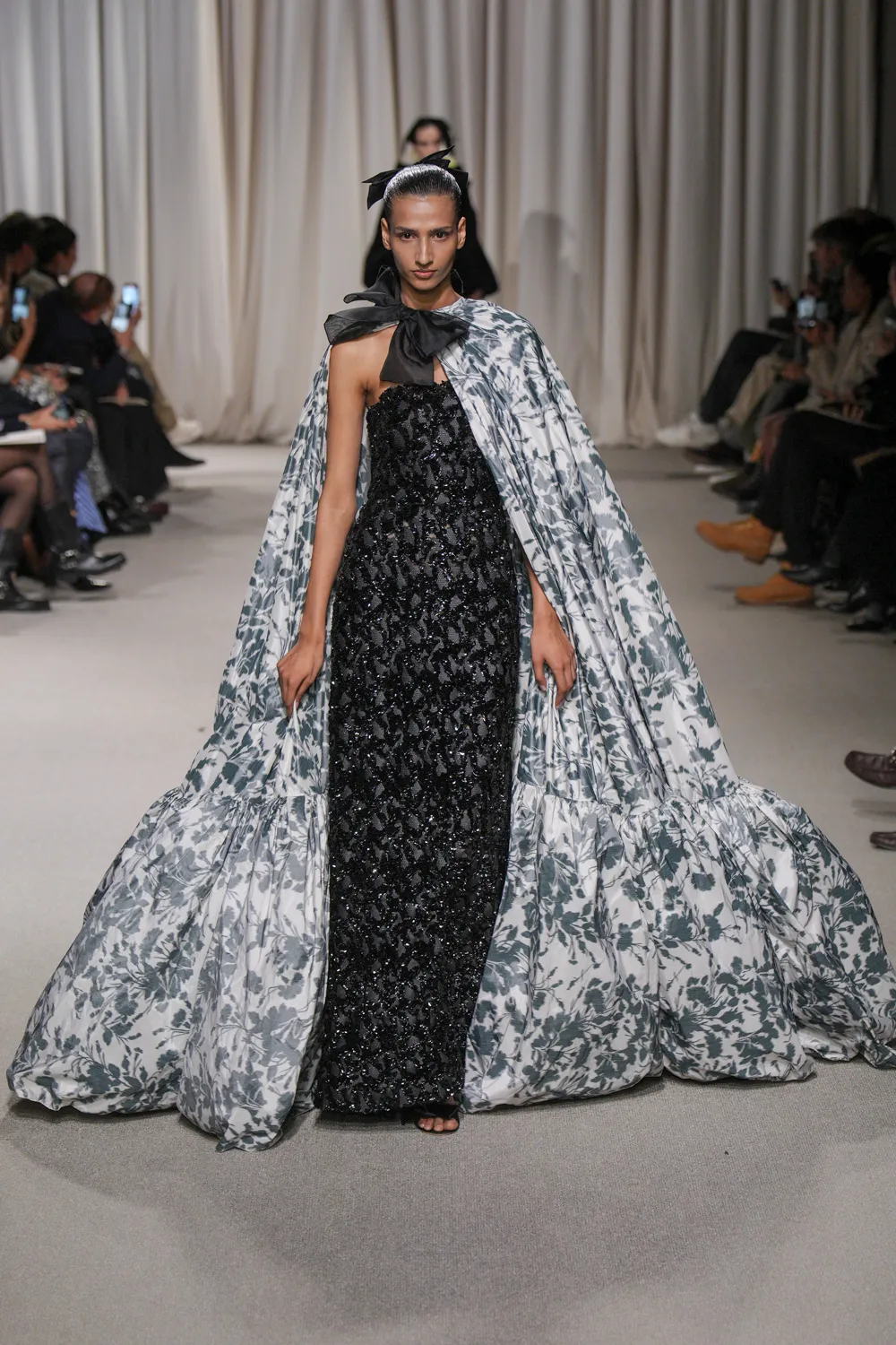 Giambattista Valli 2024 İlkbahar/Yaz Haute Couture