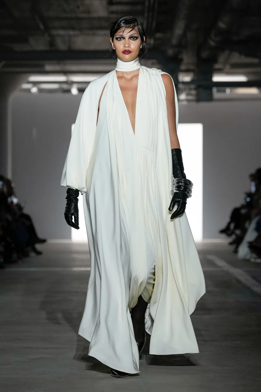 Prabal Gurung 2024-25 Sonbahar/Kış