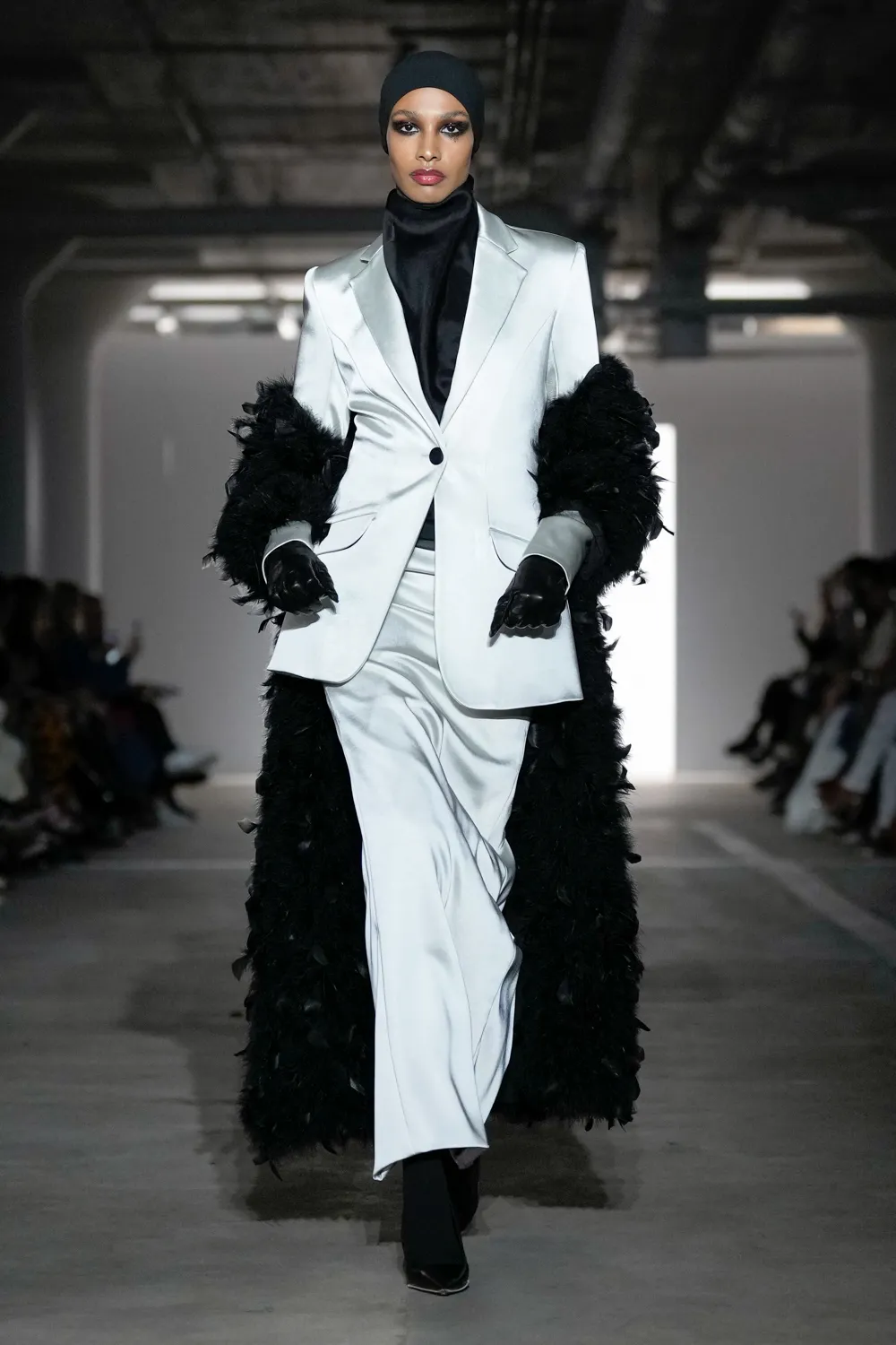 Prabal Gurung 2024-25 Sonbahar/Kış