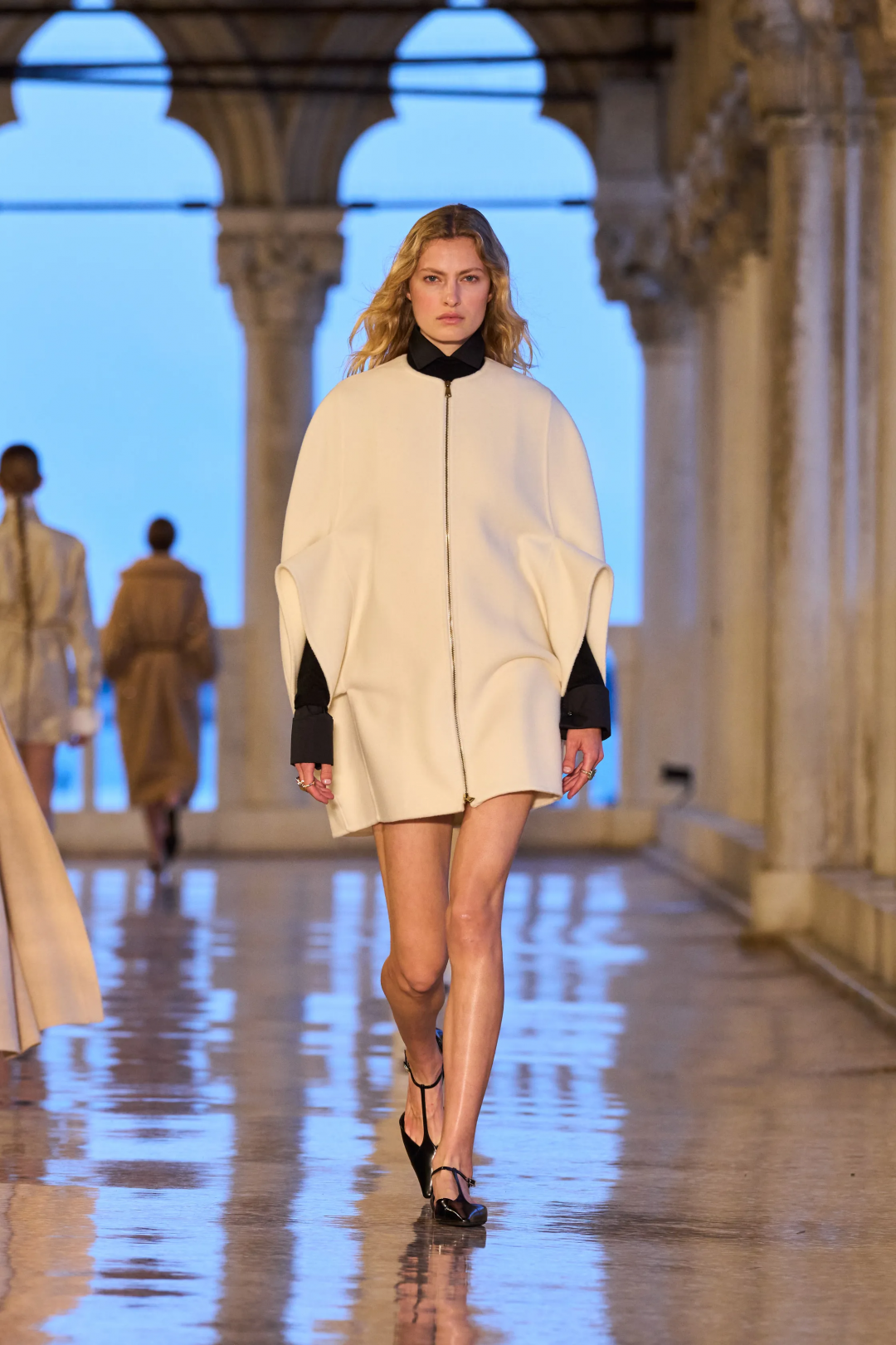 Max Mara 2025 Cruise