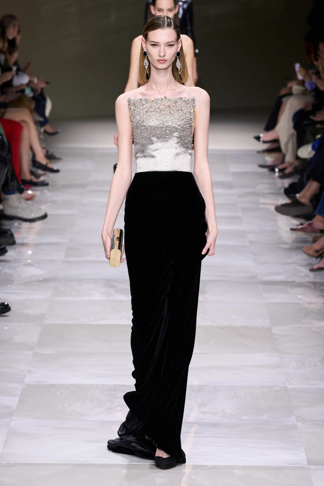 Armani Privé 2024-25 Sonbahar/Kış Haute Couture