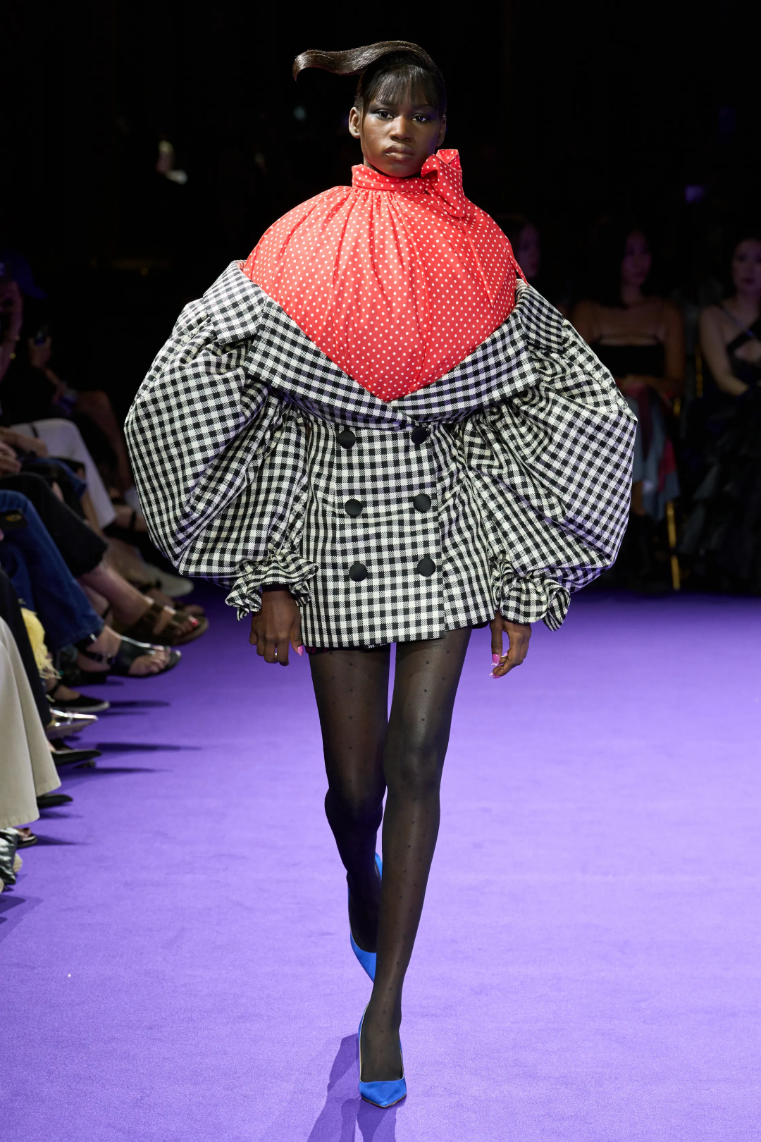 Viktor&Rolf 2024-25 Sonbahar/Kış Haute Couture