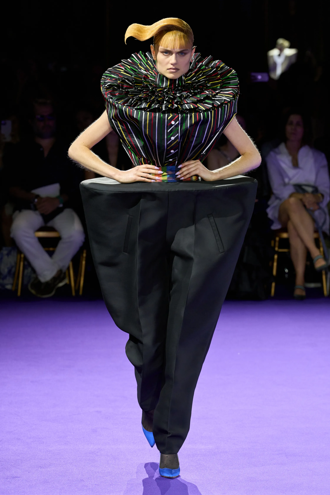 Viktor&Rolf 2024-25 Sonbahar/Kış Haute Couture