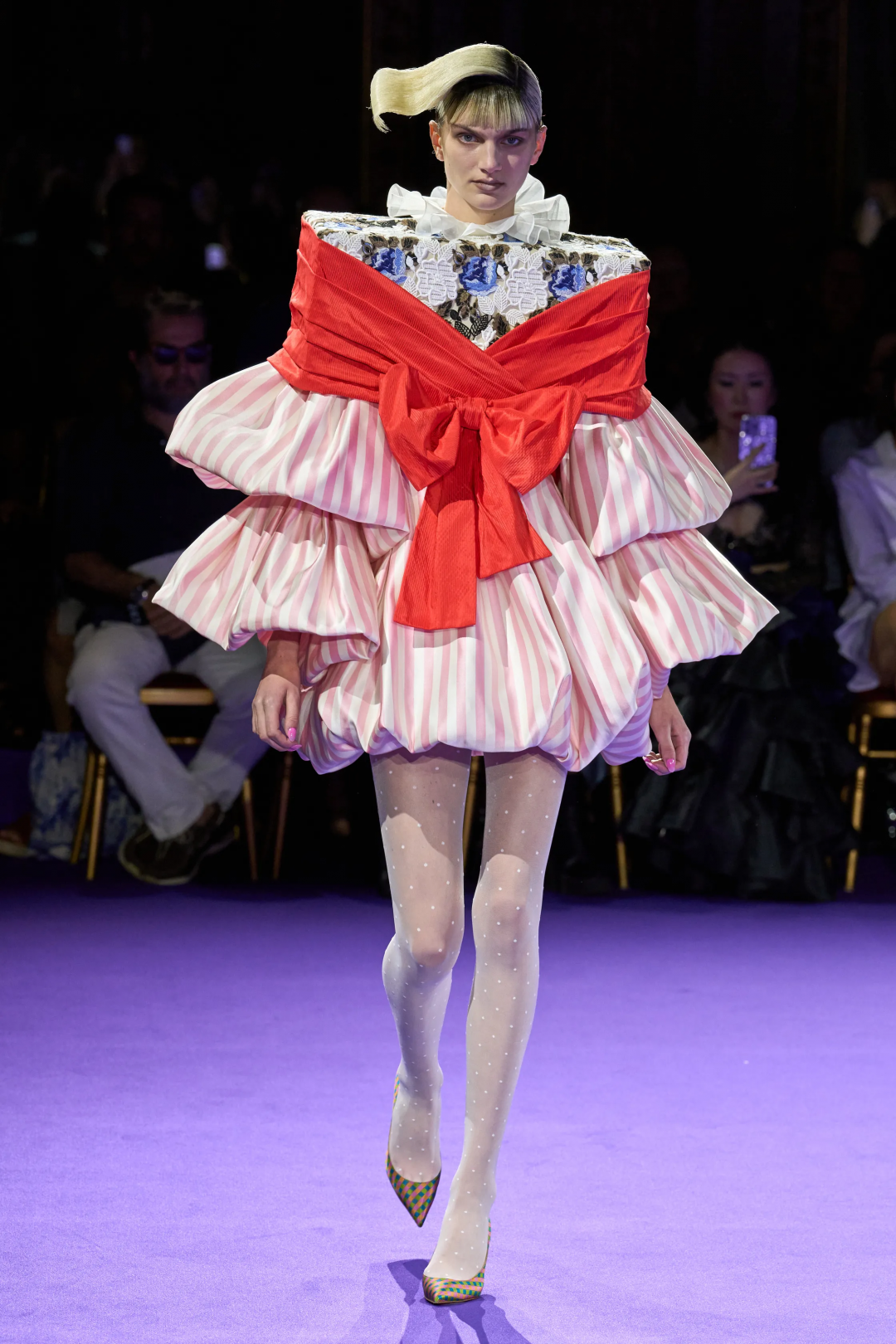 Viktor&Rolf 2024-25 Sonbahar/Kış Haute Couture