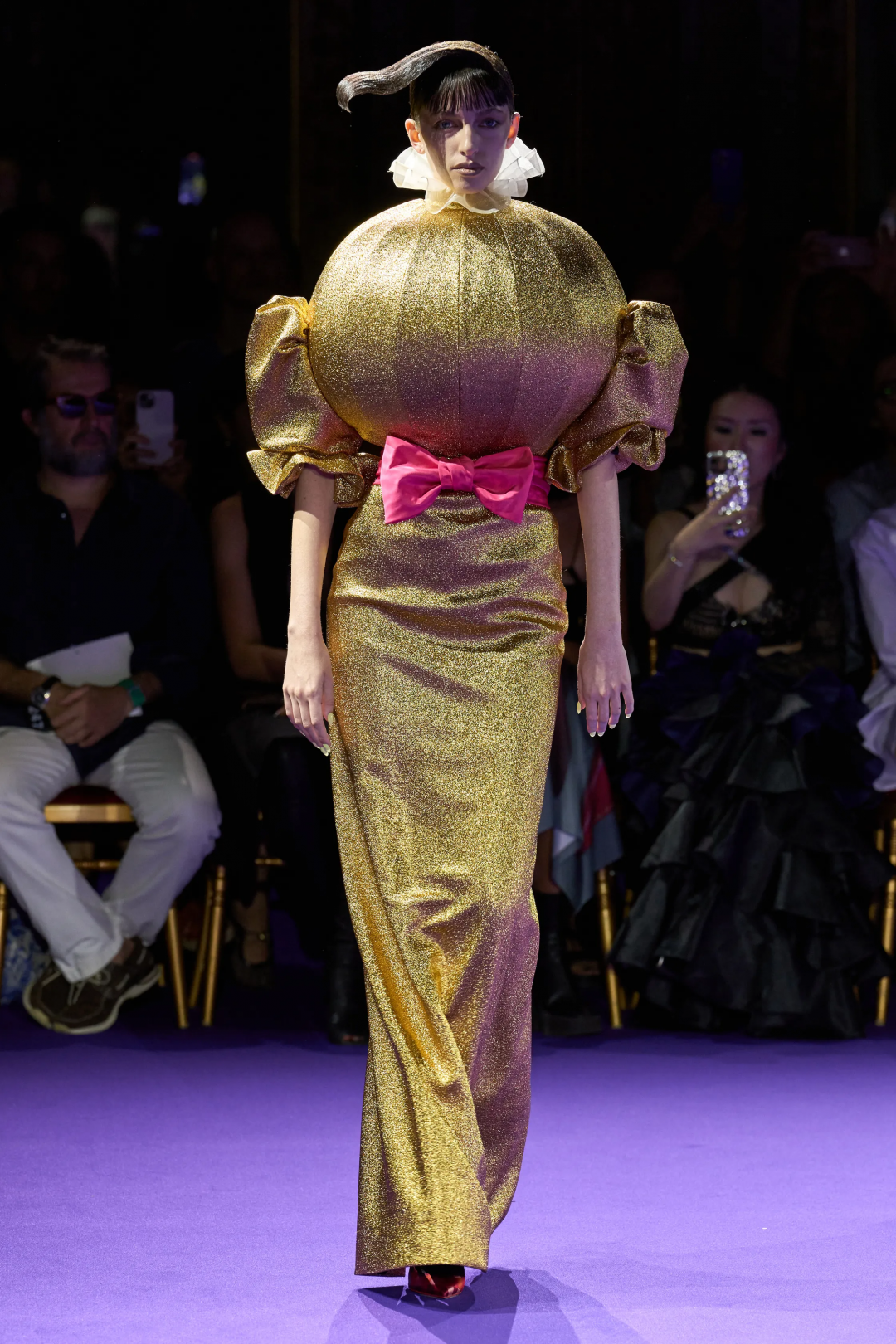 Viktor&Rolf 2024-25 Sonbahar/Kış Haute Couture