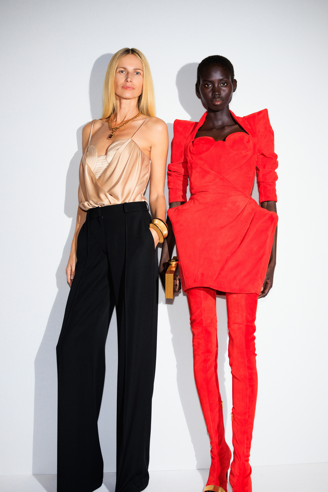 Backstage: 2025 İlkbahar/Yaz Paris Moda Haftası