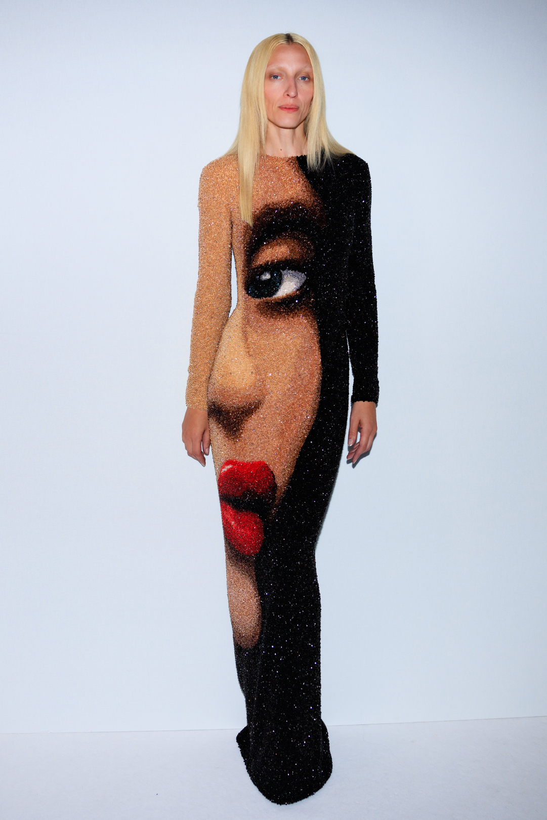 Backstage: 2025 İlkbahar/Yaz Paris Moda Haftası