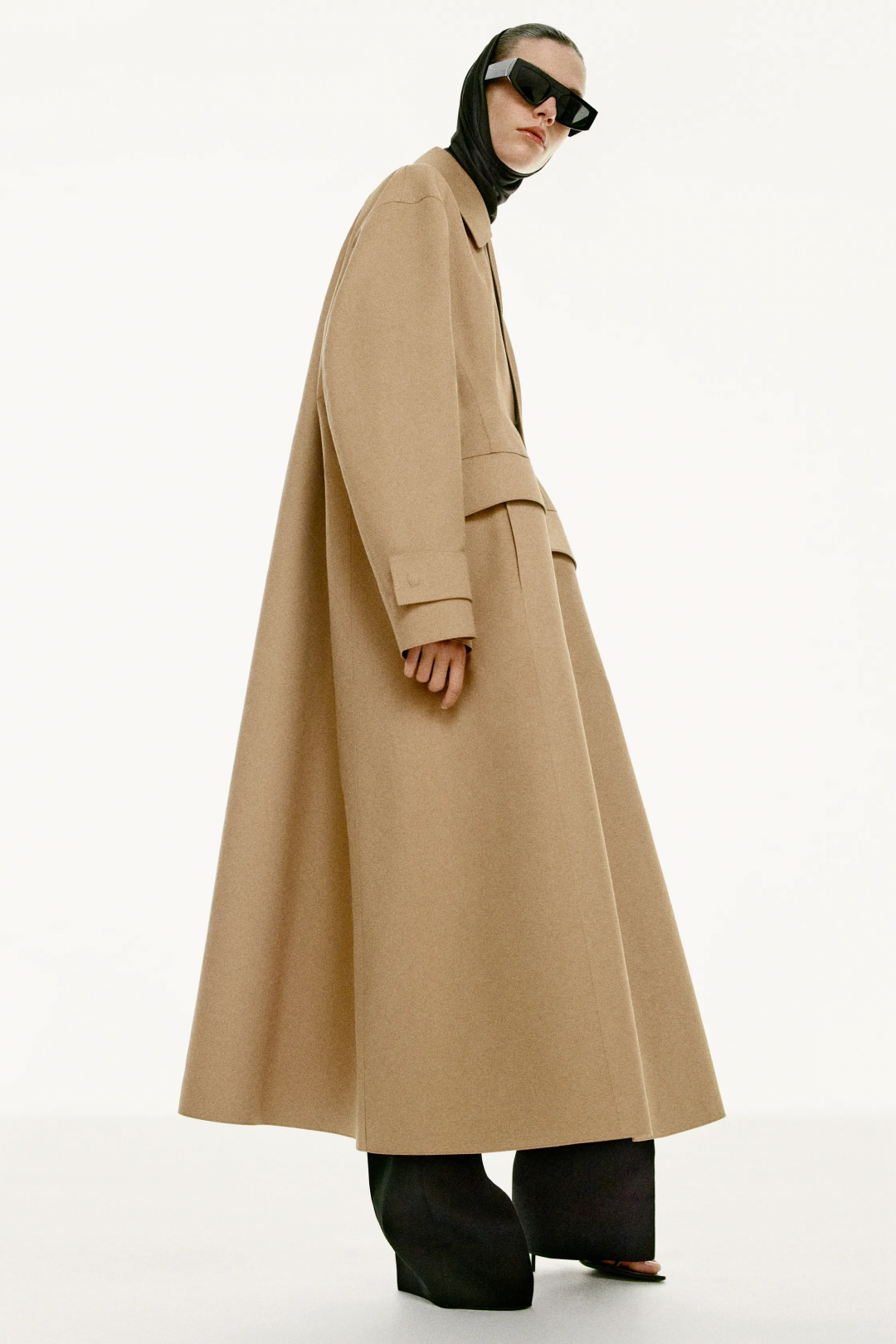 Victoria Beckham 2025 Pre-Fall