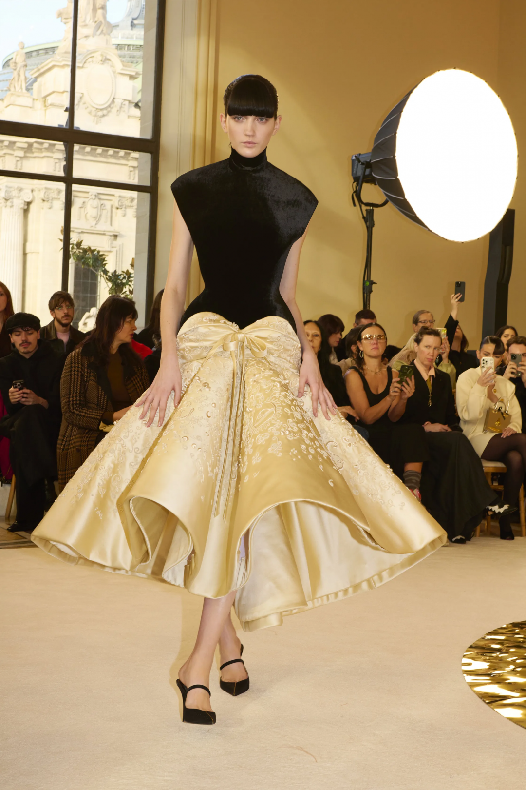 Schiaparelli 2025 İlkbahar/Yaz Haute Couture