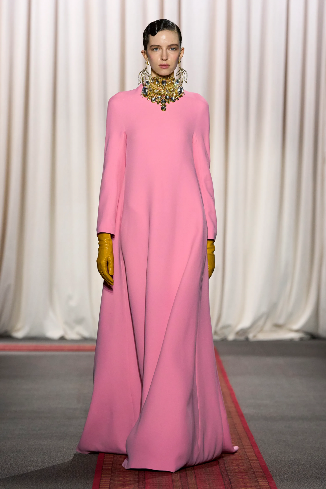 Giambattista Valli 2025 İlkbahar/Yaz Haute Couture