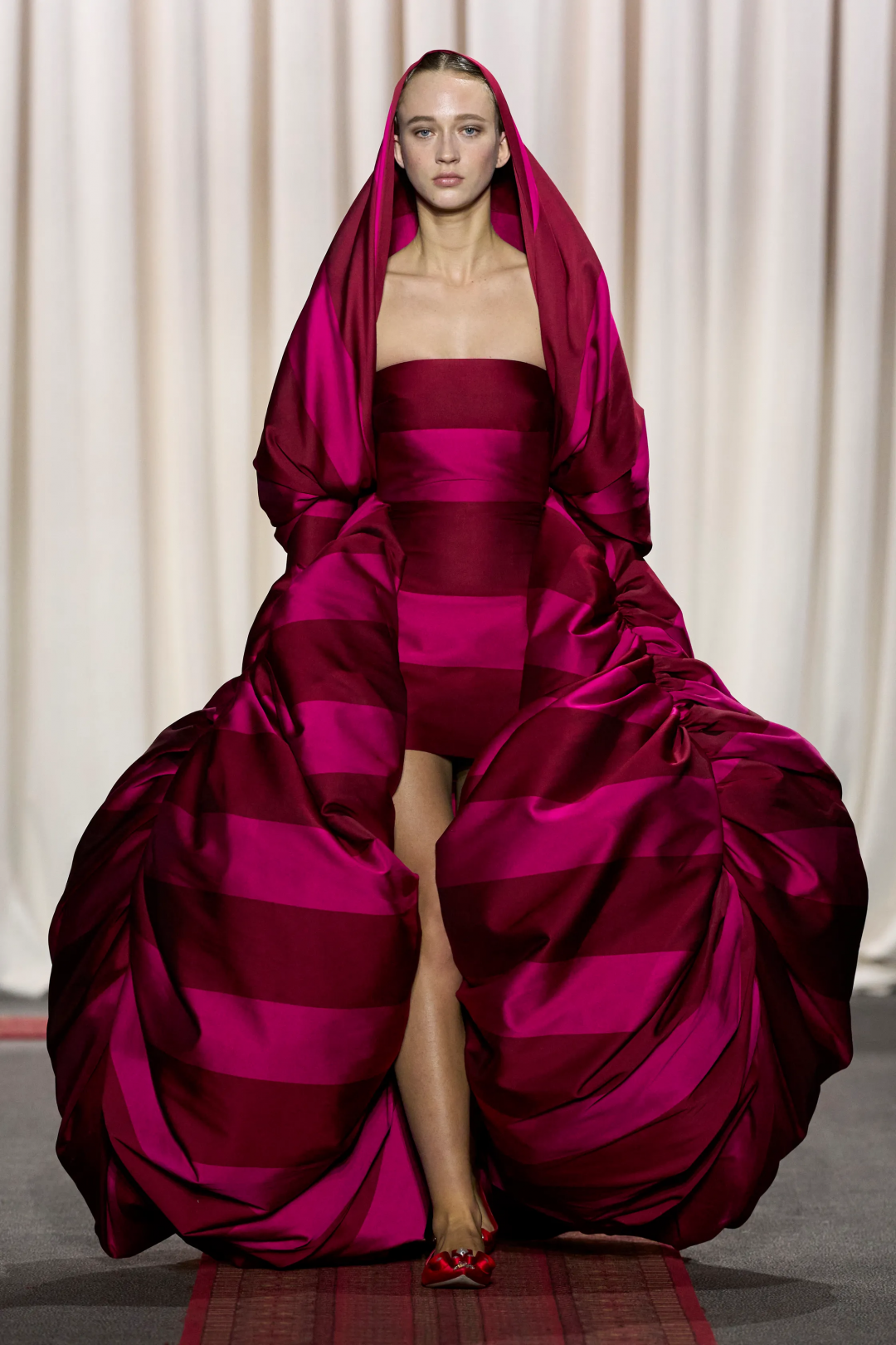 Giambattista Valli 2025 İlkbahar/Yaz Haute Couture