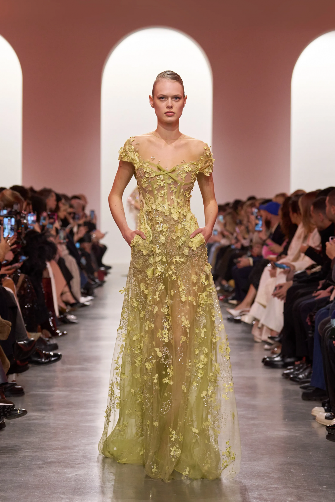 Elie Saab 2025 İlkbahar/Yaz Haute Couture