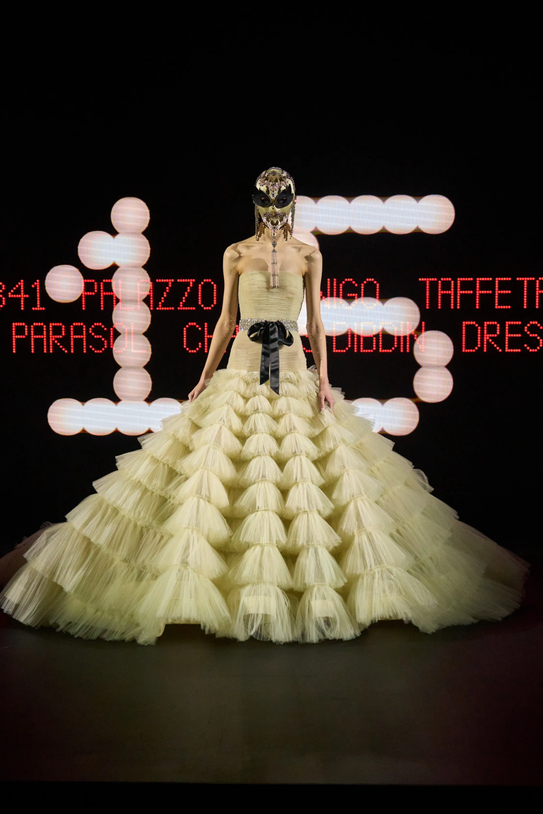 Valentino 2025 İlkbahar/Yaz Haute Couture