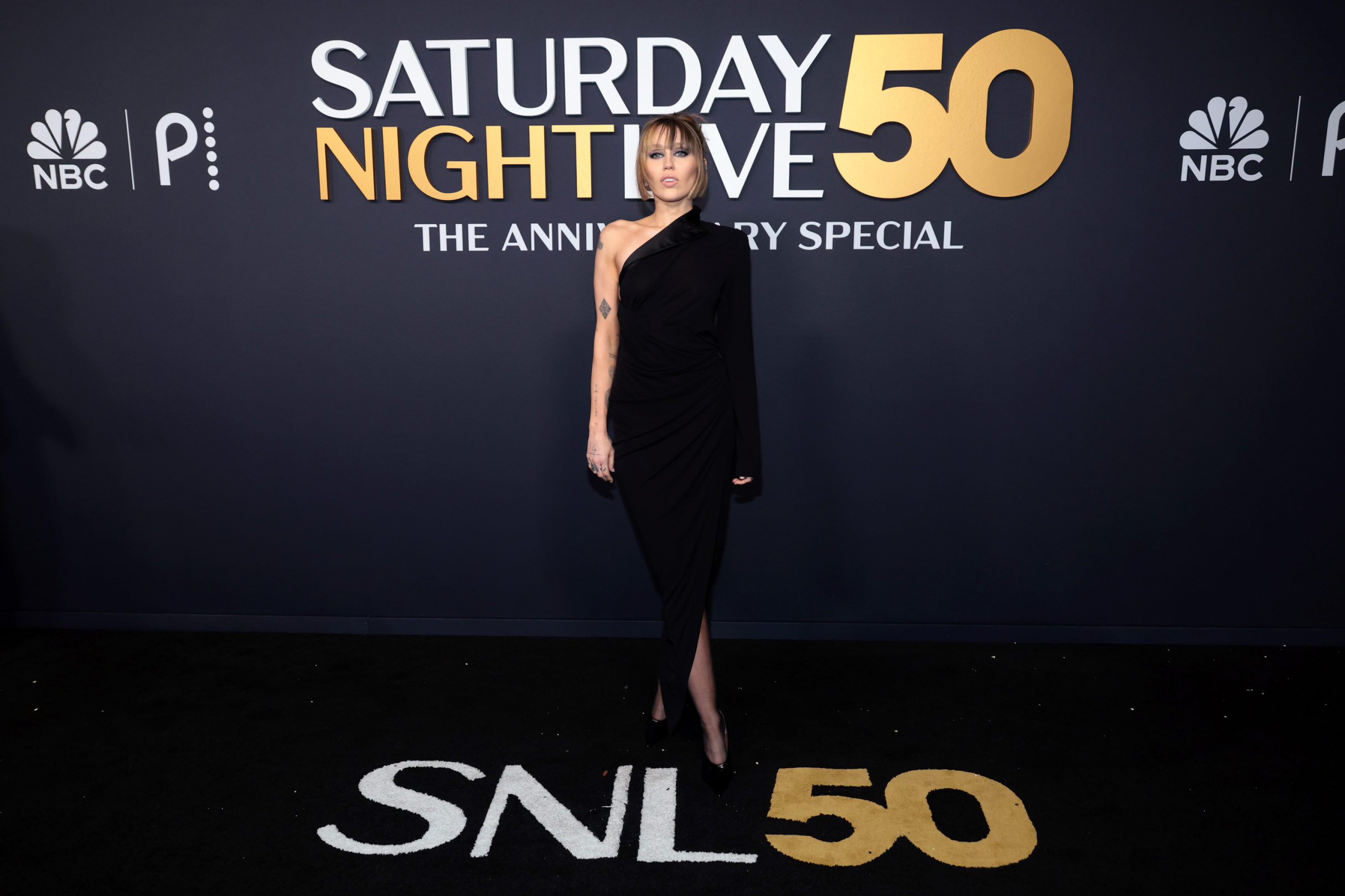 Saturday Night Live’ın 50. Yıl Dönümünü Kutlayan Şık Hafta Sonu Etkinliği