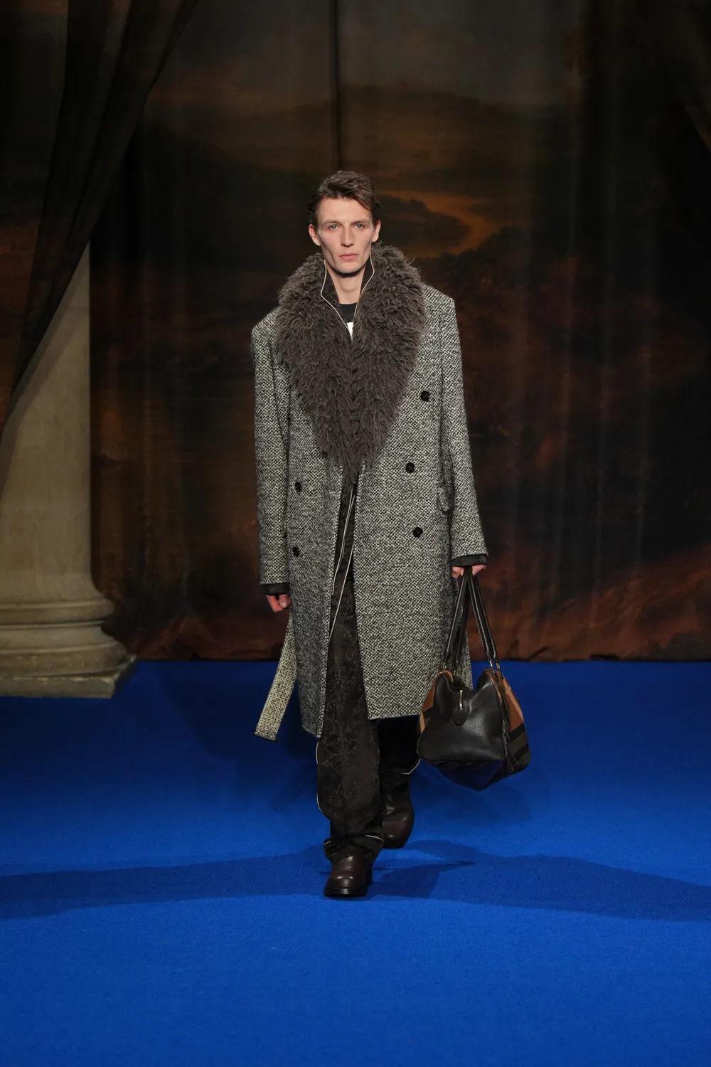 Burberry 2025-26 Sonbahar/Kış