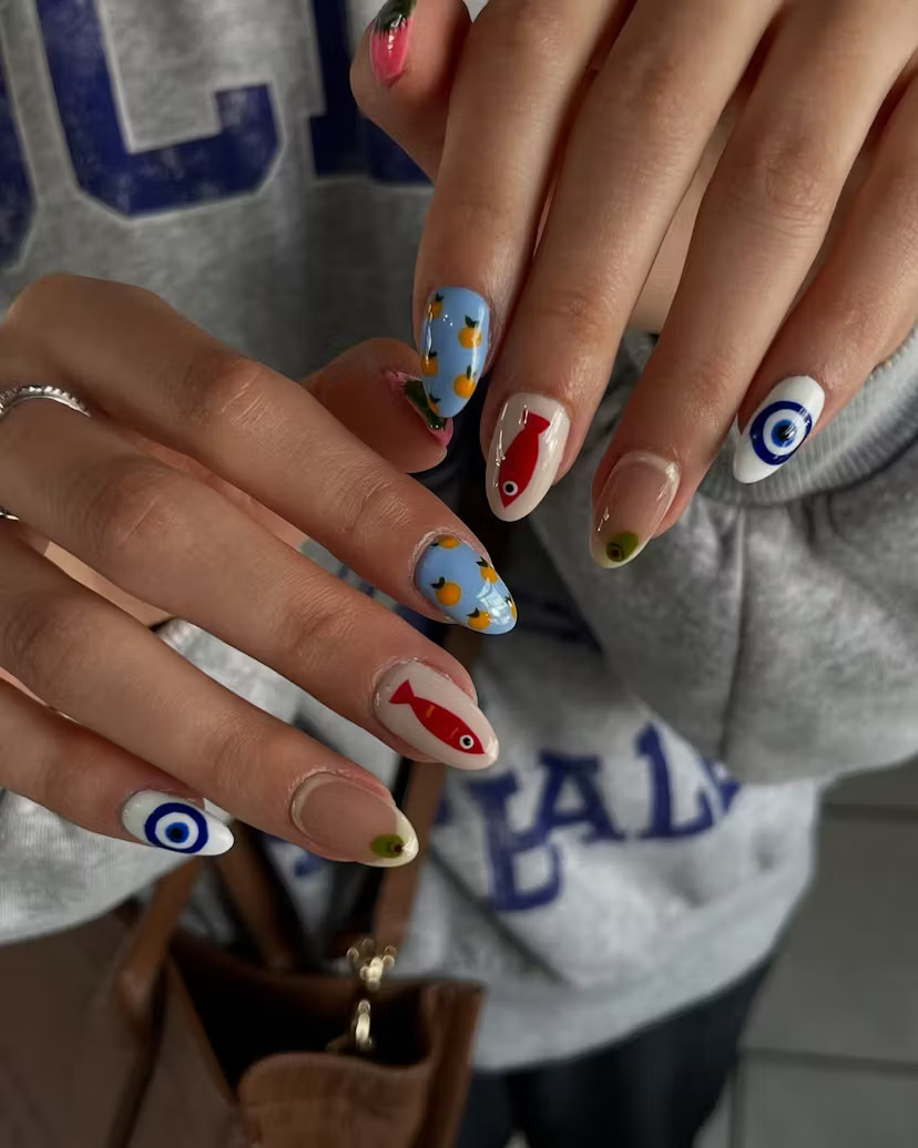 Italian Summer Nails: Amalfi Sahillerinden İlham Alan Tırnak Sanatı