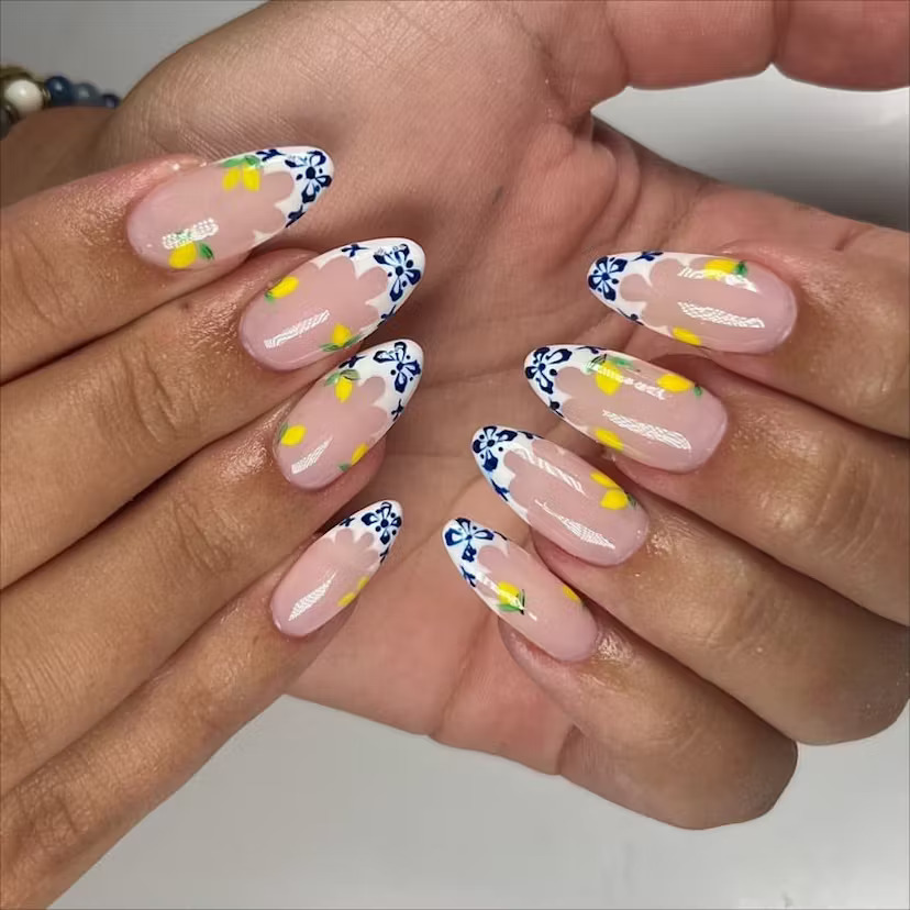 Italian Summer Nails: Amalfi Sahillerinden İlham Alan Tırnak Sanatı