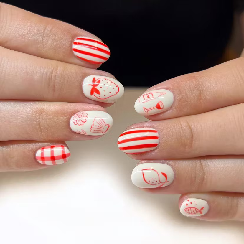 Italian Summer Nails: Amalfi Sahillerinden İlham Alan Tırnak Sanatı