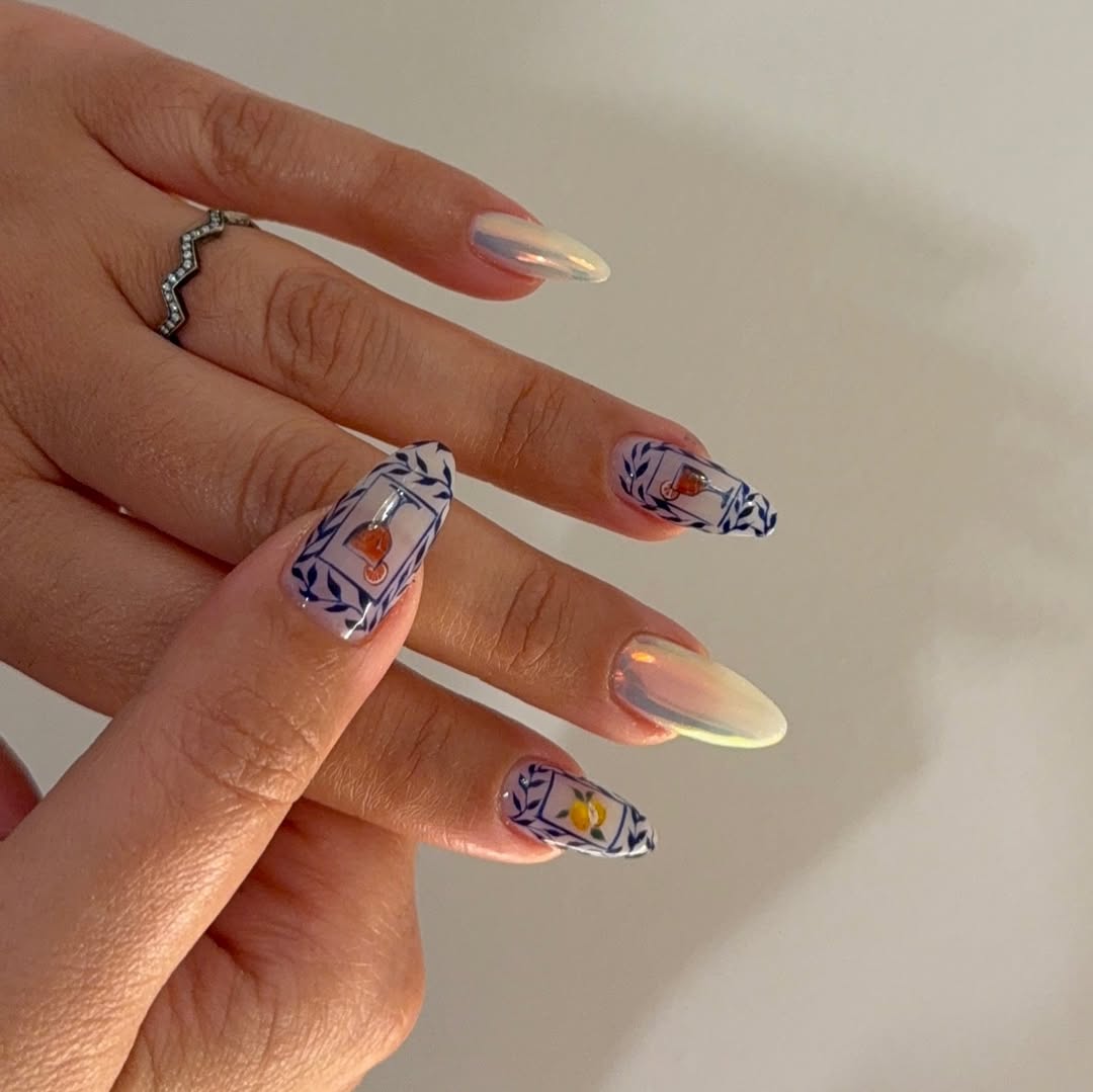 Italian Summer Nails: Amalfi Sahillerinden İlham Alan Tırnak Sanatı