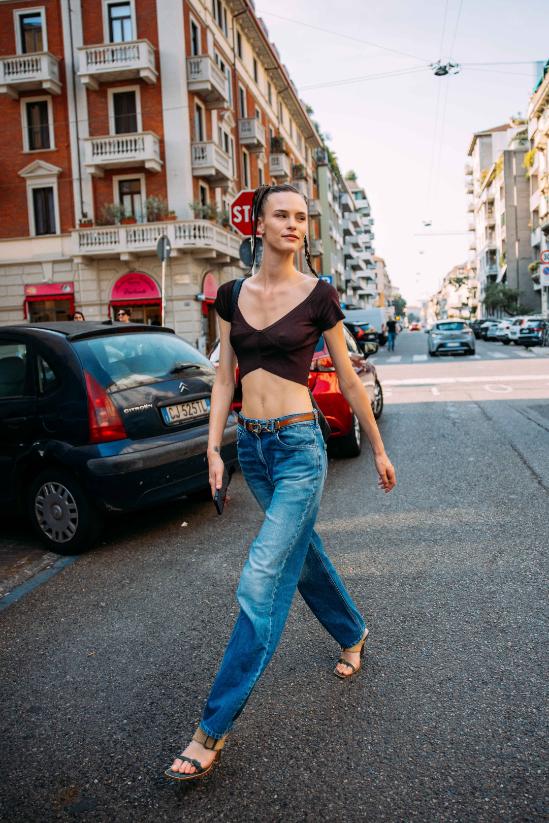 Sokak Stili: 2026 İlkbahar/Yaz Milano Erkek Moda Haftası