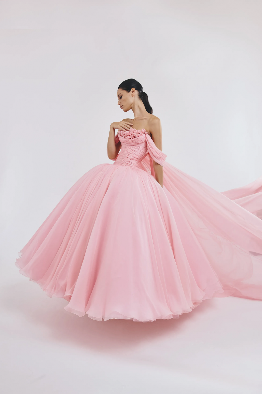 Giambattista Valli 2025-26 Sonbahar/Kış Haute Couture